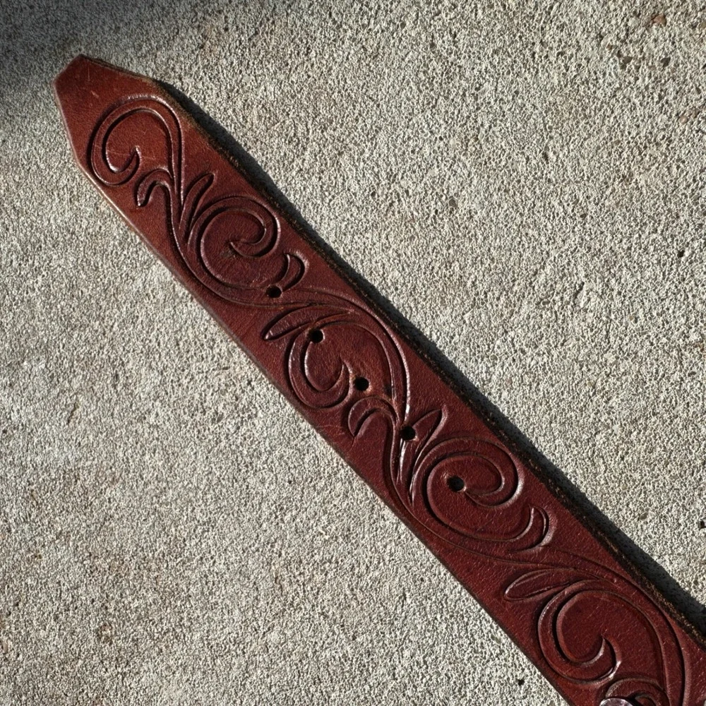 J.W. Jao Saddlery Brown Tooled Leather Belt Pink Rhinestone Floral Buckle